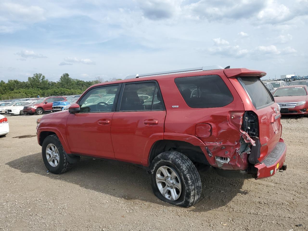 2014 Toyota 4Runner Sr5 - Image 2