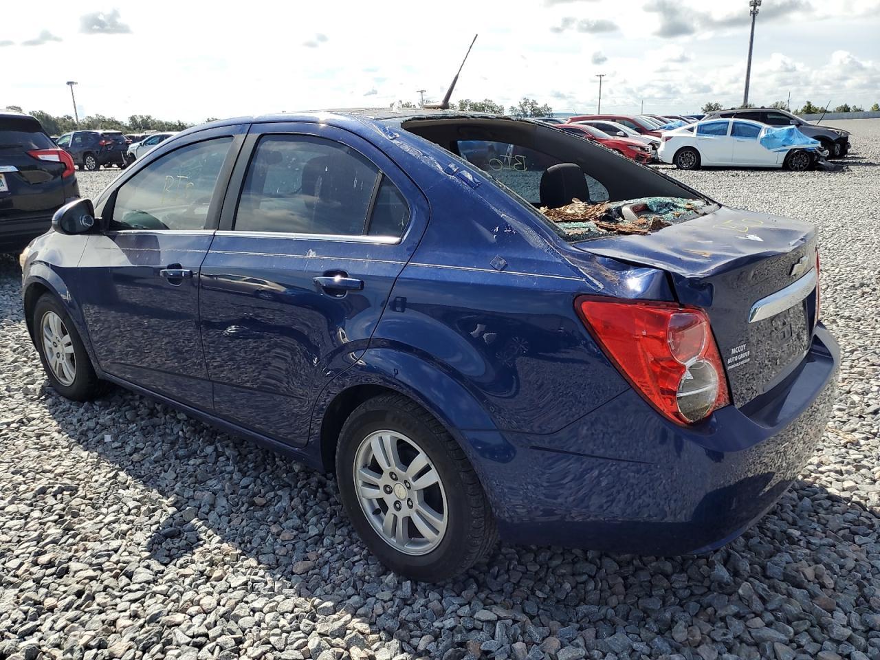 2012 Chevrolet Sonic Lt - Фото 2