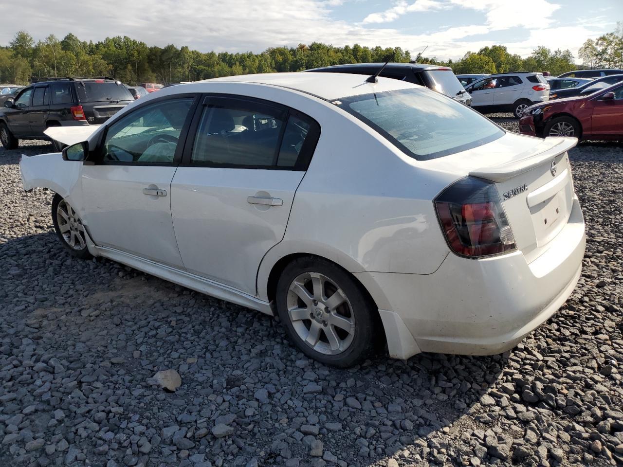 2011 Nissan Sentra 2.0 - Image 3