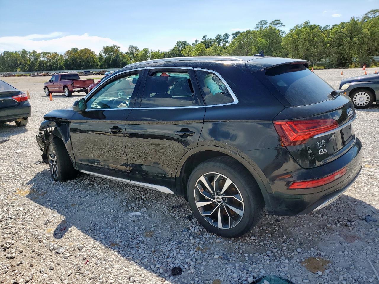 2021 Audi Q5 Premium Plus - Фото 2