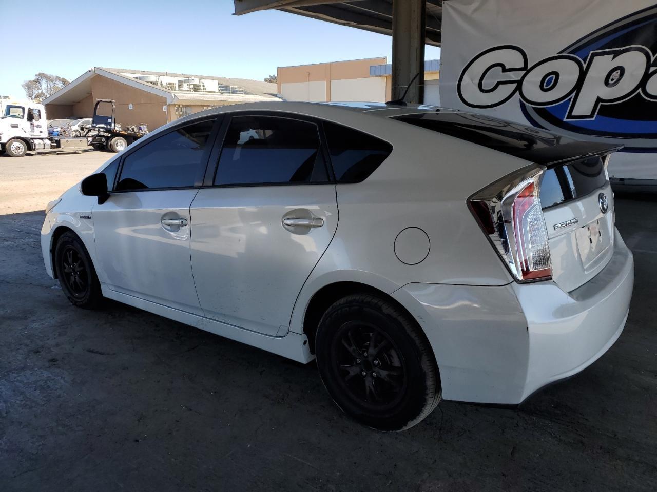 2012 Toyota Prius - Image 2