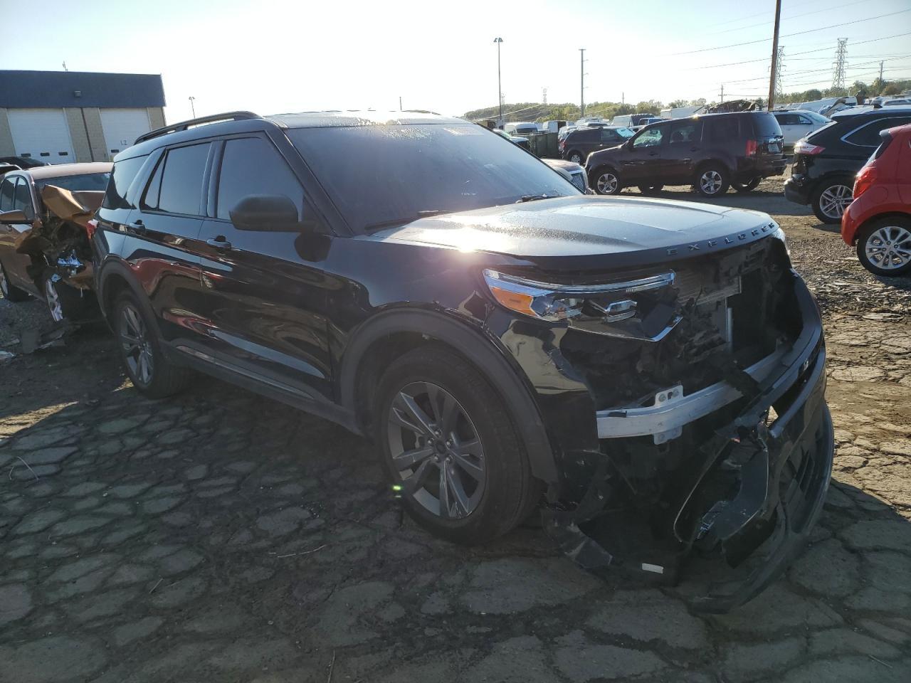 2021 Ford Explorer Xlt - Image 4