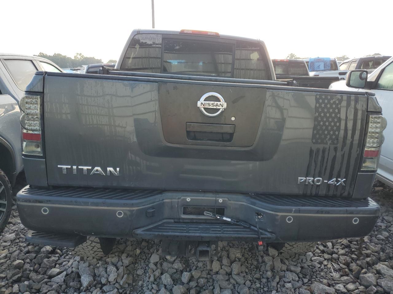 2012 Nissan Titan S - Фото 6