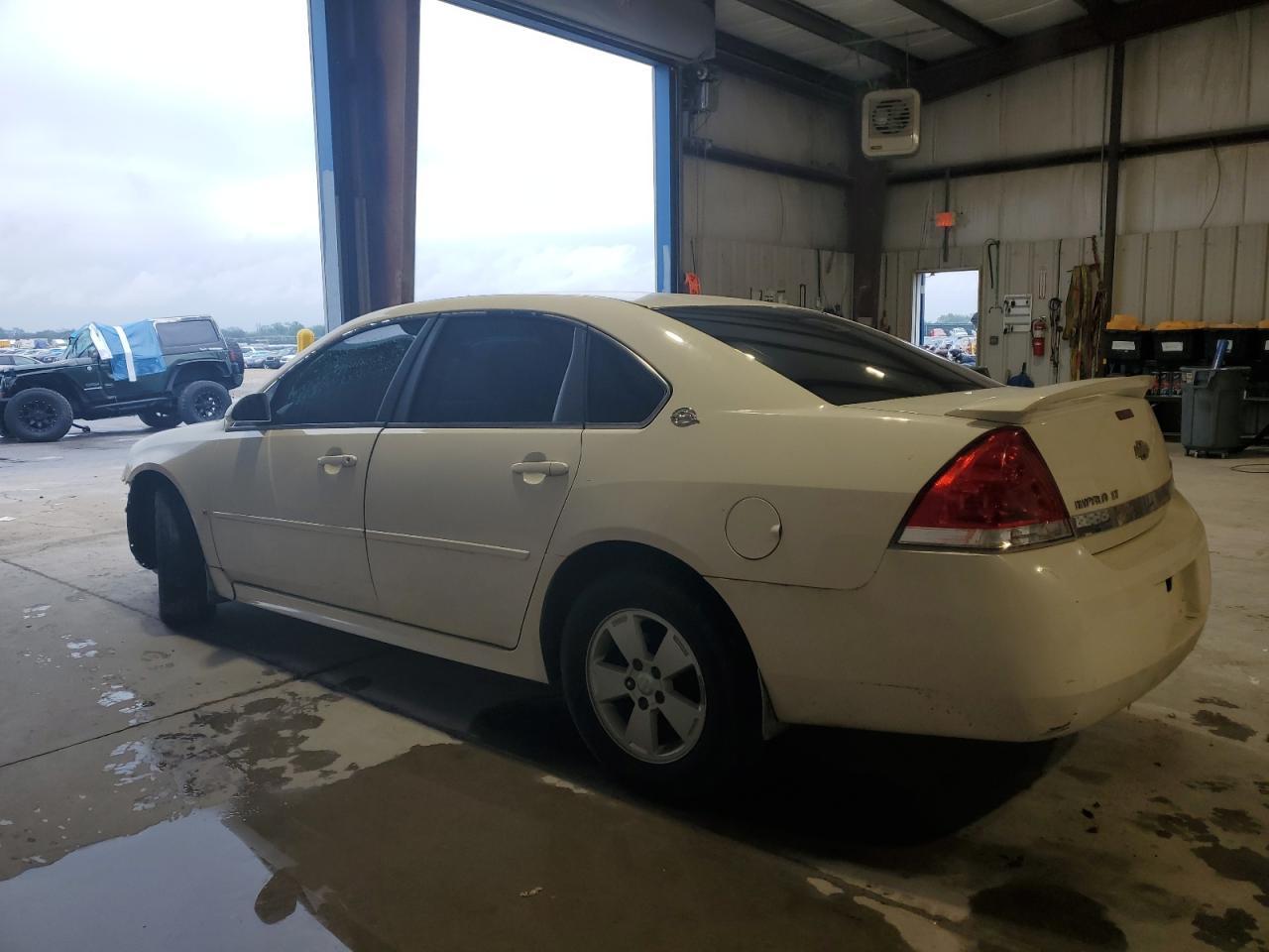 2009 Chevrolet Impala 1Lt - Image 2