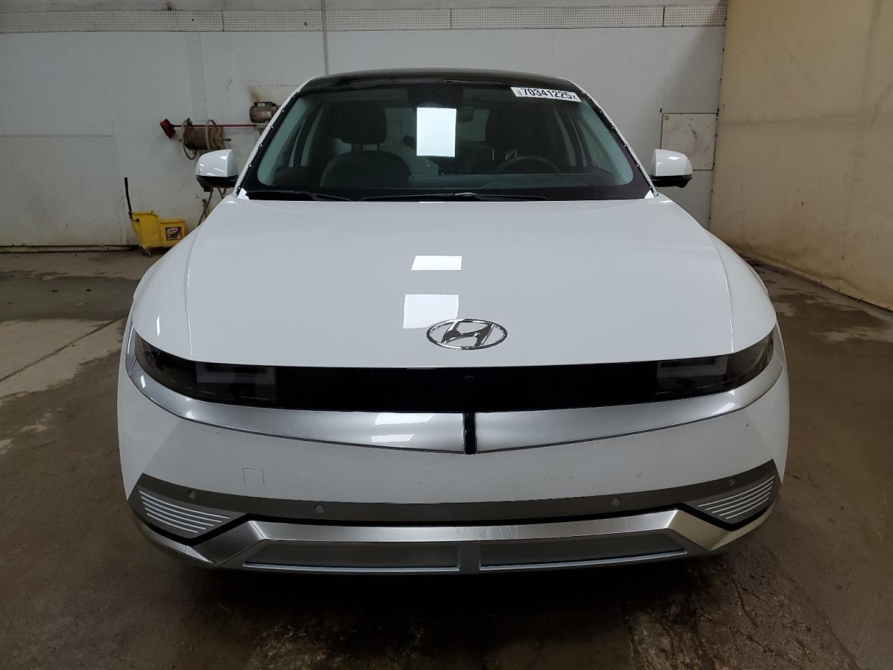 2024 Hyundai Ioniq 5 Limited - Image 5