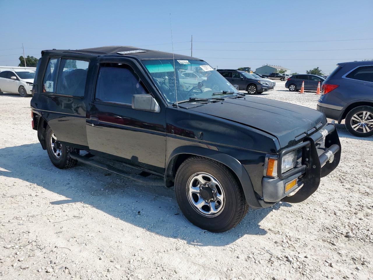 1995 Nissan Pathfinder Xe - Фото 4