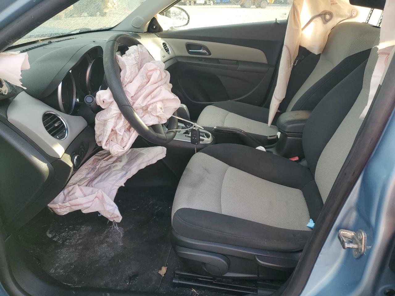 2011 Chevrolet Cruze Ls - Image 7