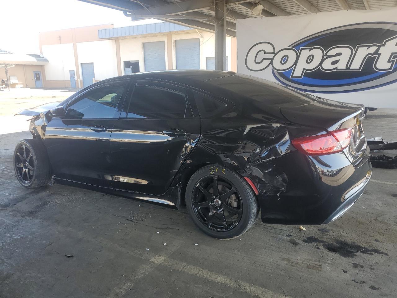 2015 Chrysler 200 S - Image 2