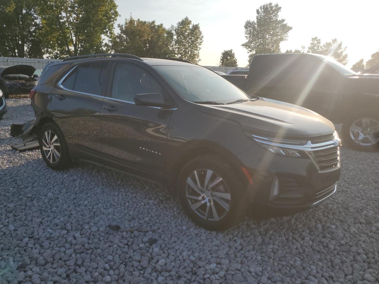 2022 Chevrolet Equinox Lt - Image 4