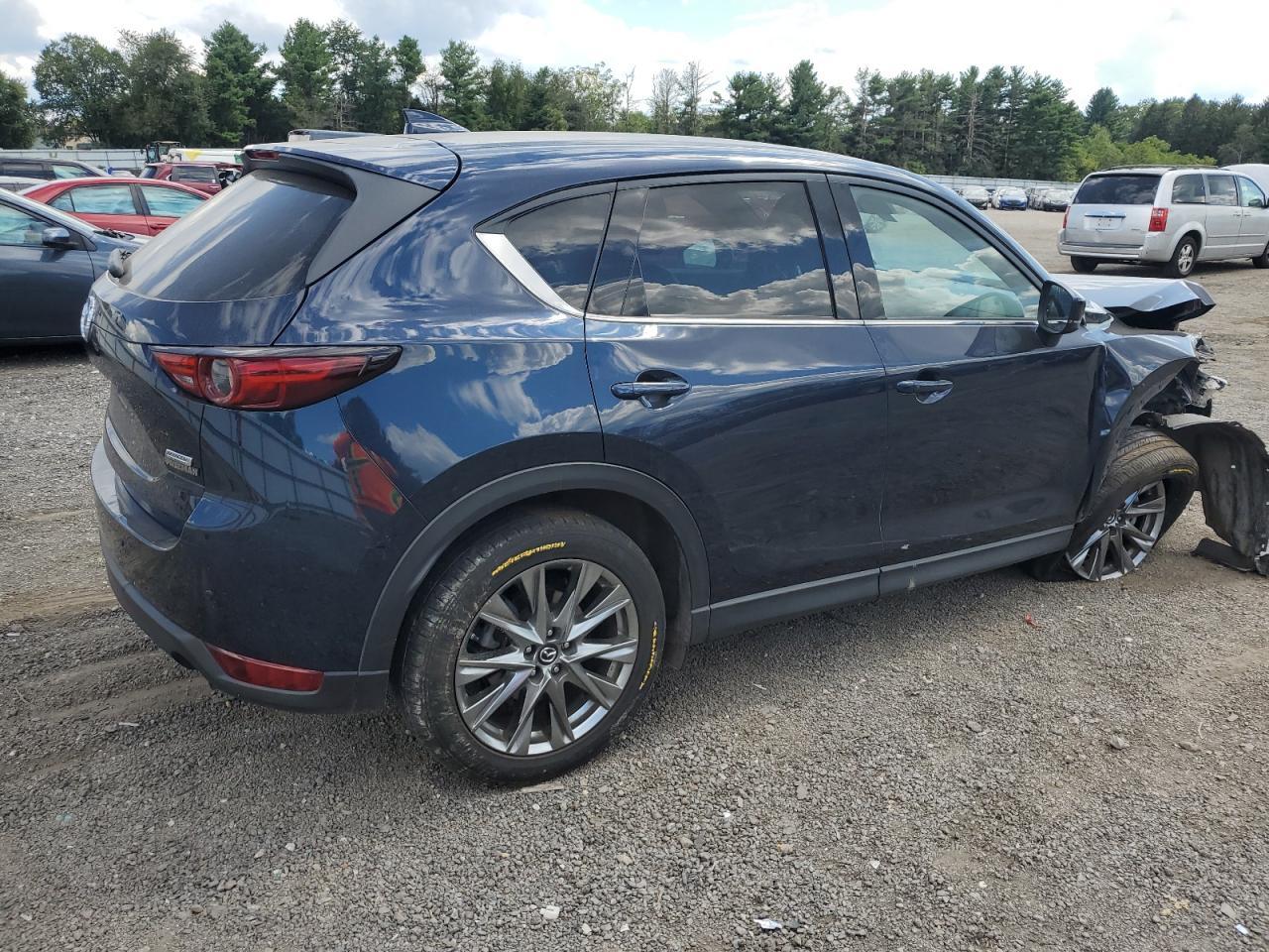2019 Mazda Cx-5 Signature - Image 3