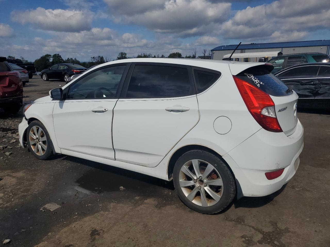2012 Hyundai Accent Gls - Фото 2