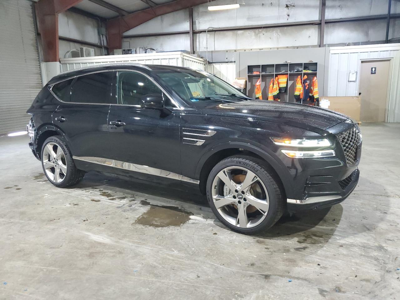 2023 Genesis Gv80 Base - Image 4