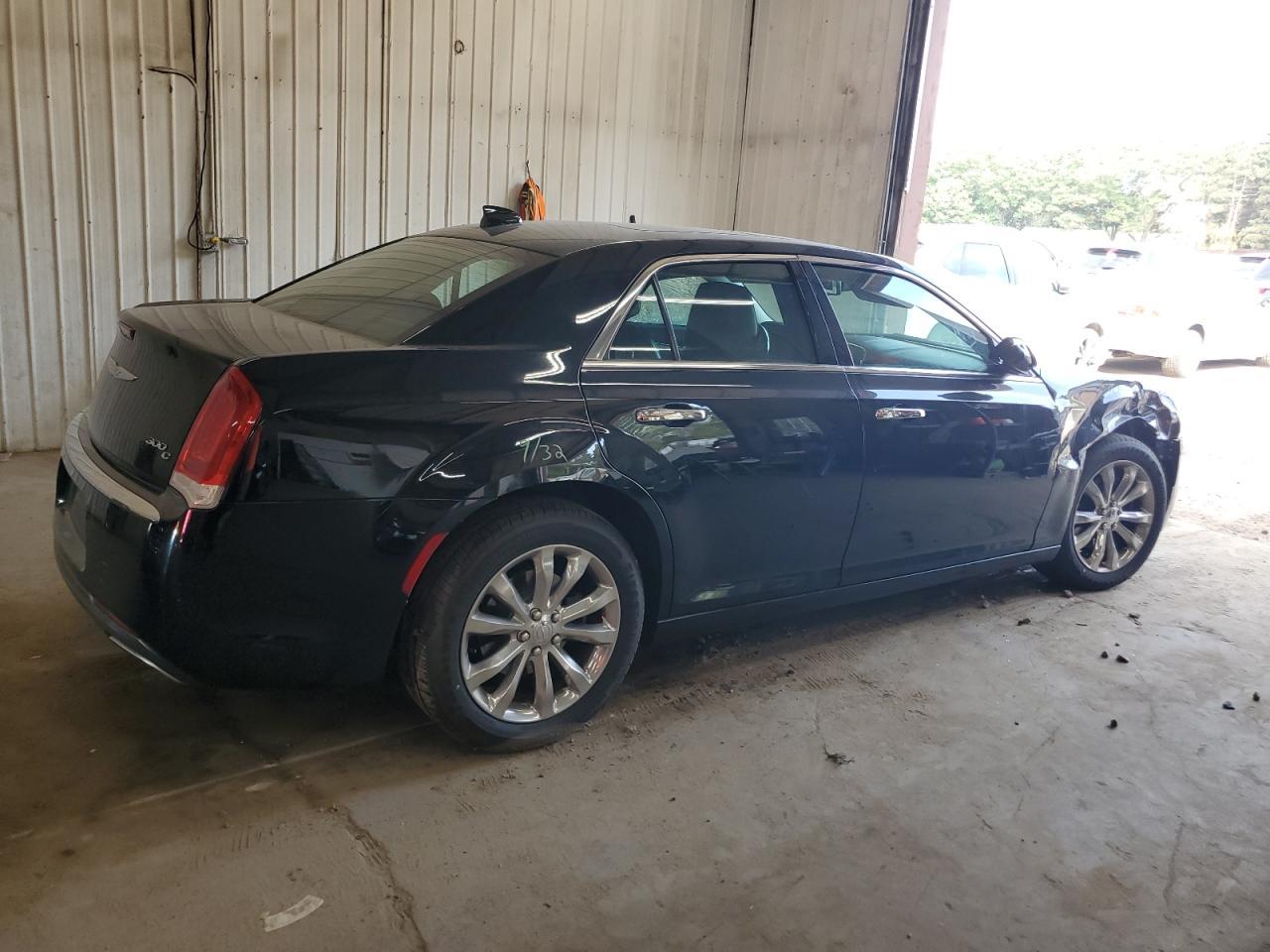 2017 Chrysler 300C - Image 3