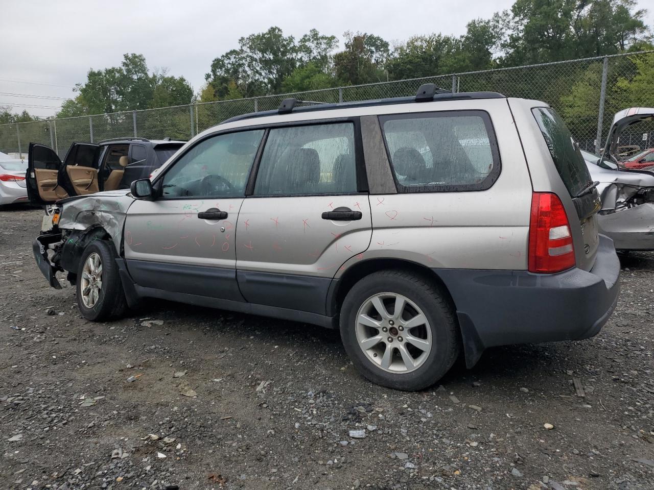 2005 Subaru Forester 2.5X - Фото 2