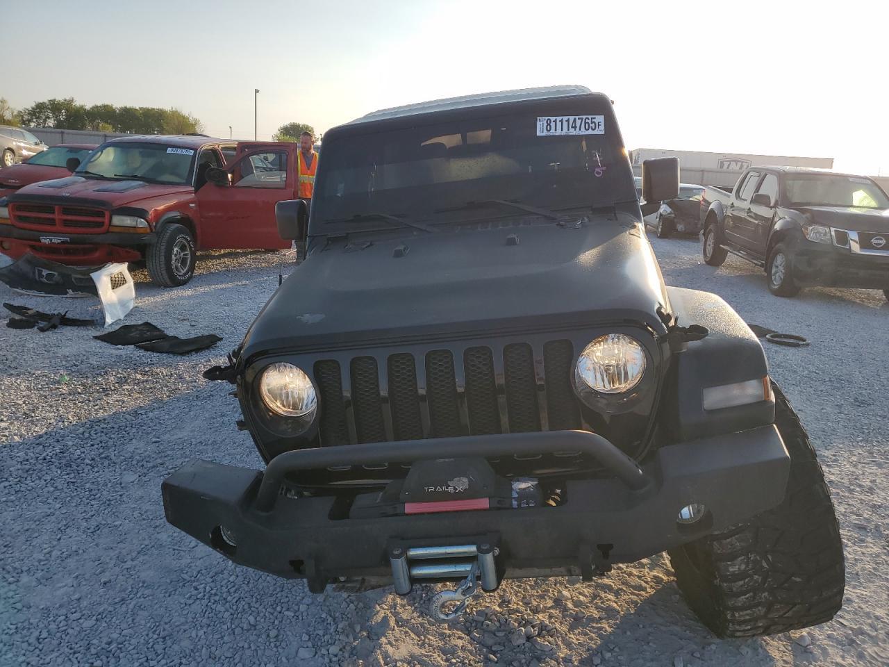 2018 Jeep Wrangler Unlimited Sport - Image 5