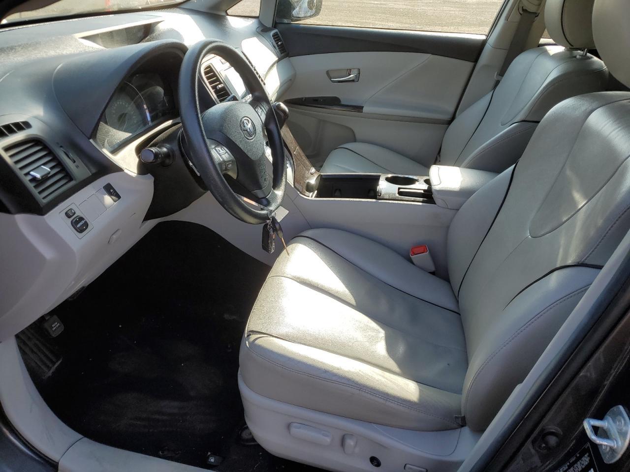 2012 Toyota Venza Le - Image 7