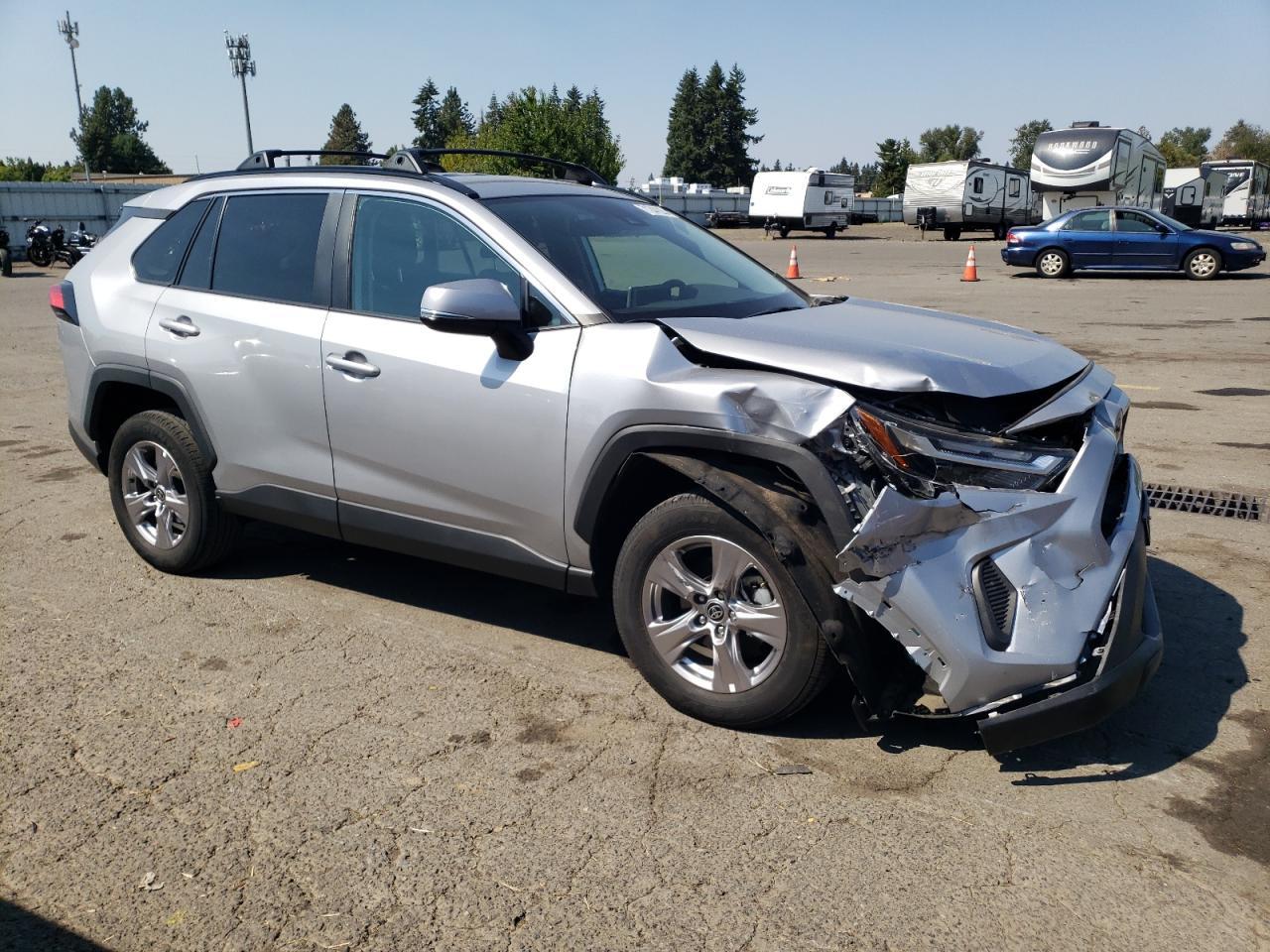 2023 Toyota Rav4 Xle - Image 4