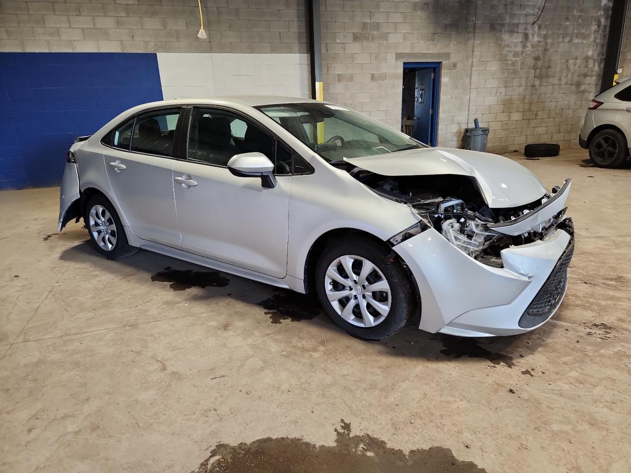 2020 Toyota Corolla Le - Image 4