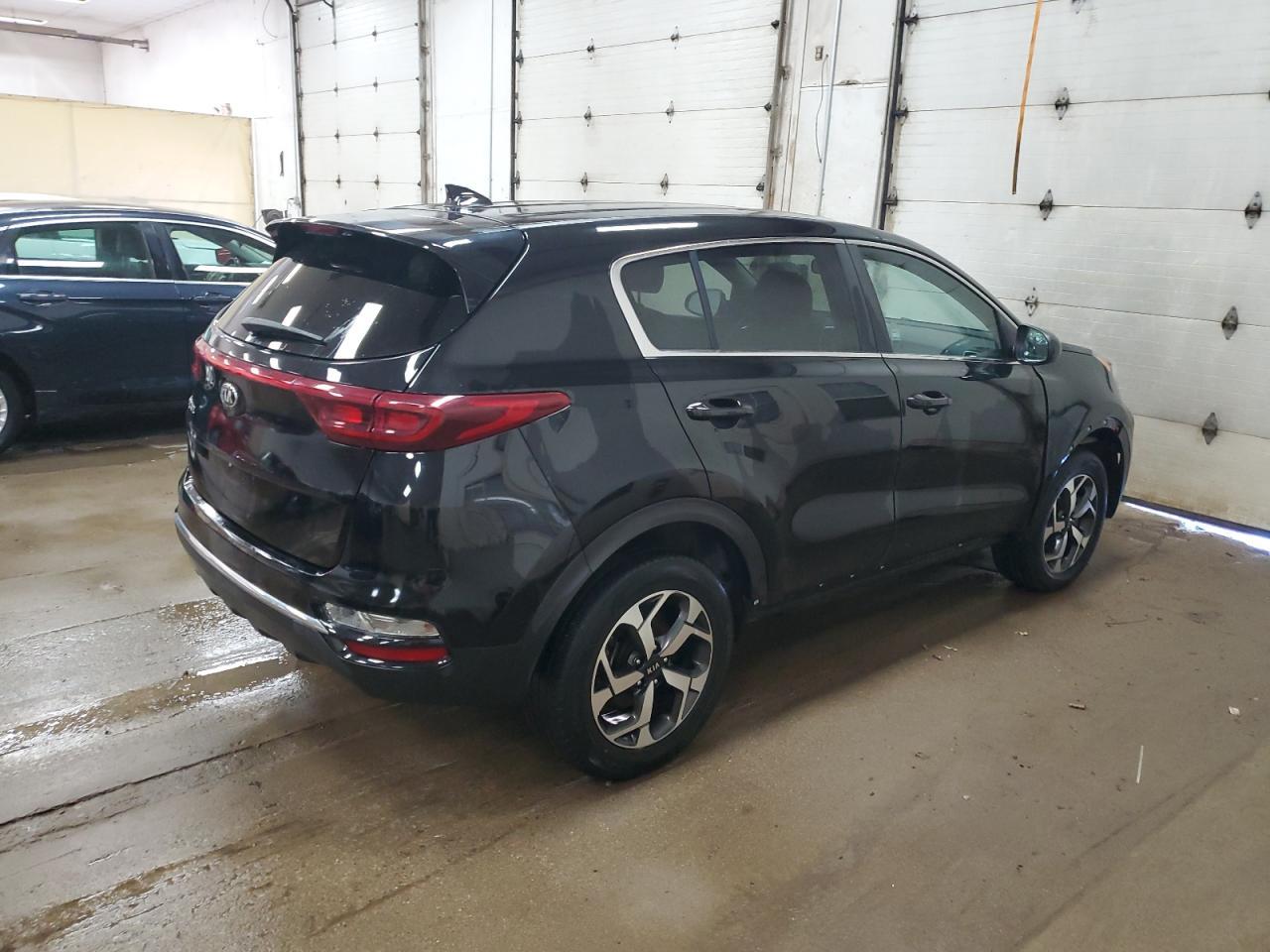 2021 Kia Sportage Lx - Image 3