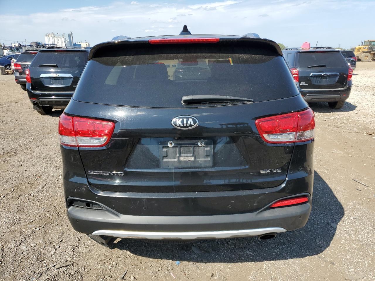 2017 Kia Sorento Ex - Image 6
