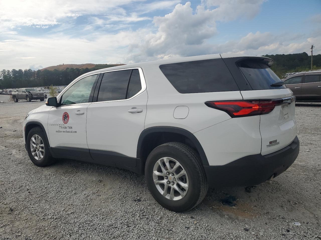 2023 Chevrolet Traverse Ls - Image 2