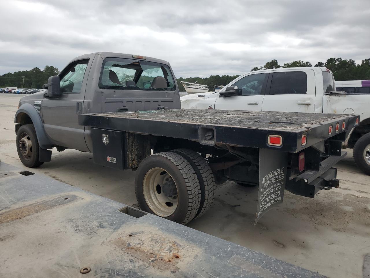 2009 Ford F450 Super Duty - Фото 2