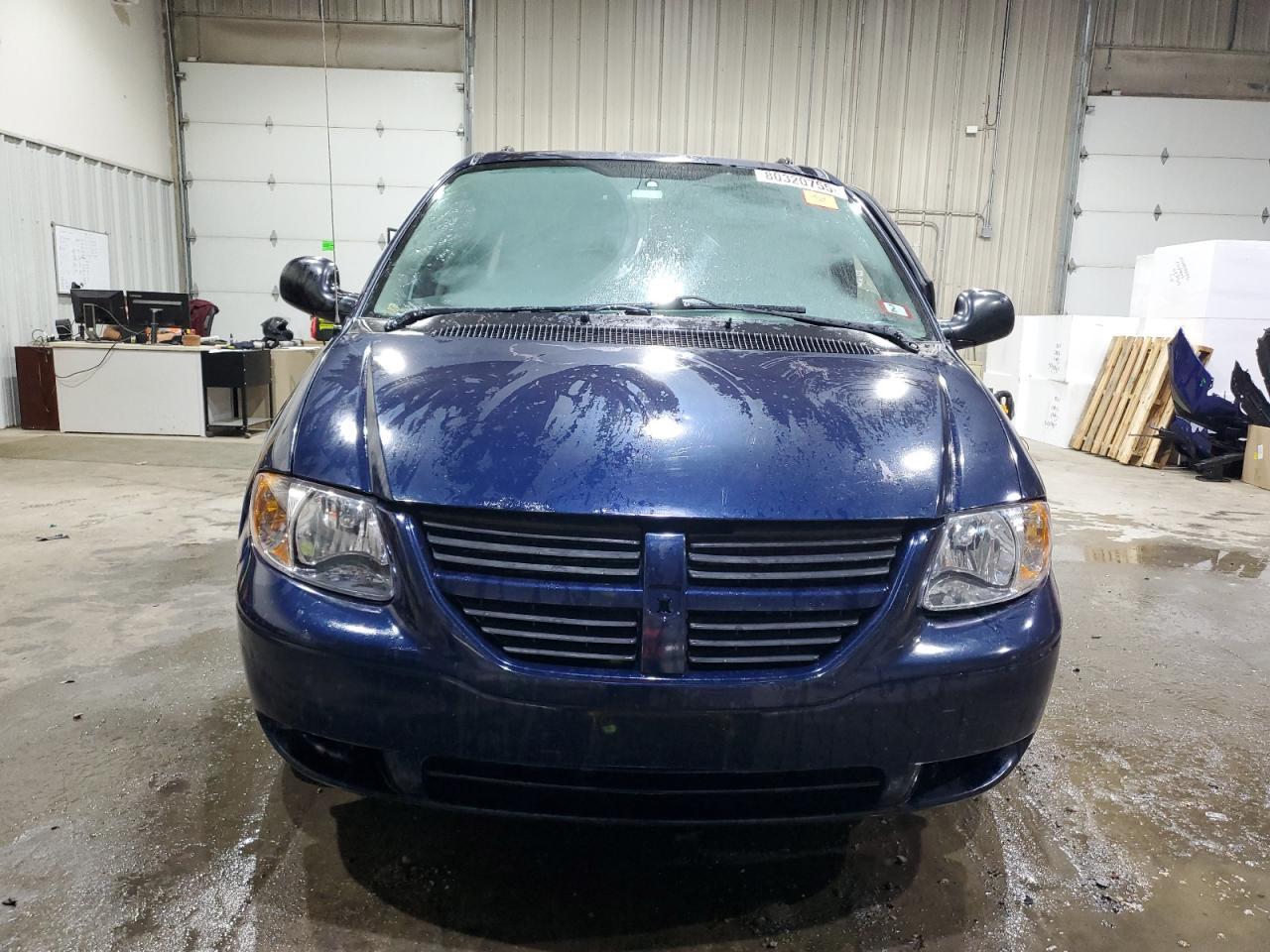 2005 Dodge Grand Caravan Se - Фото 5