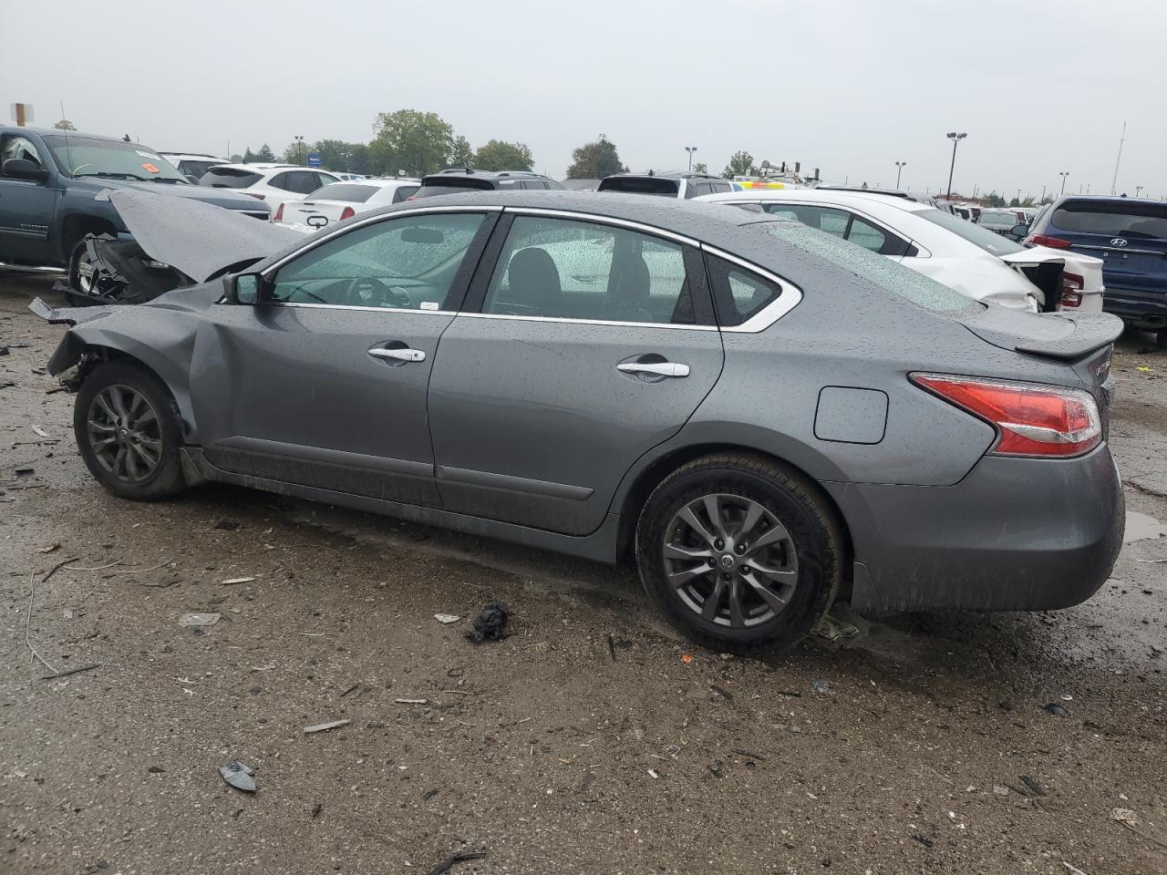 2015 Nissan Altima 2.5 - Фото 2