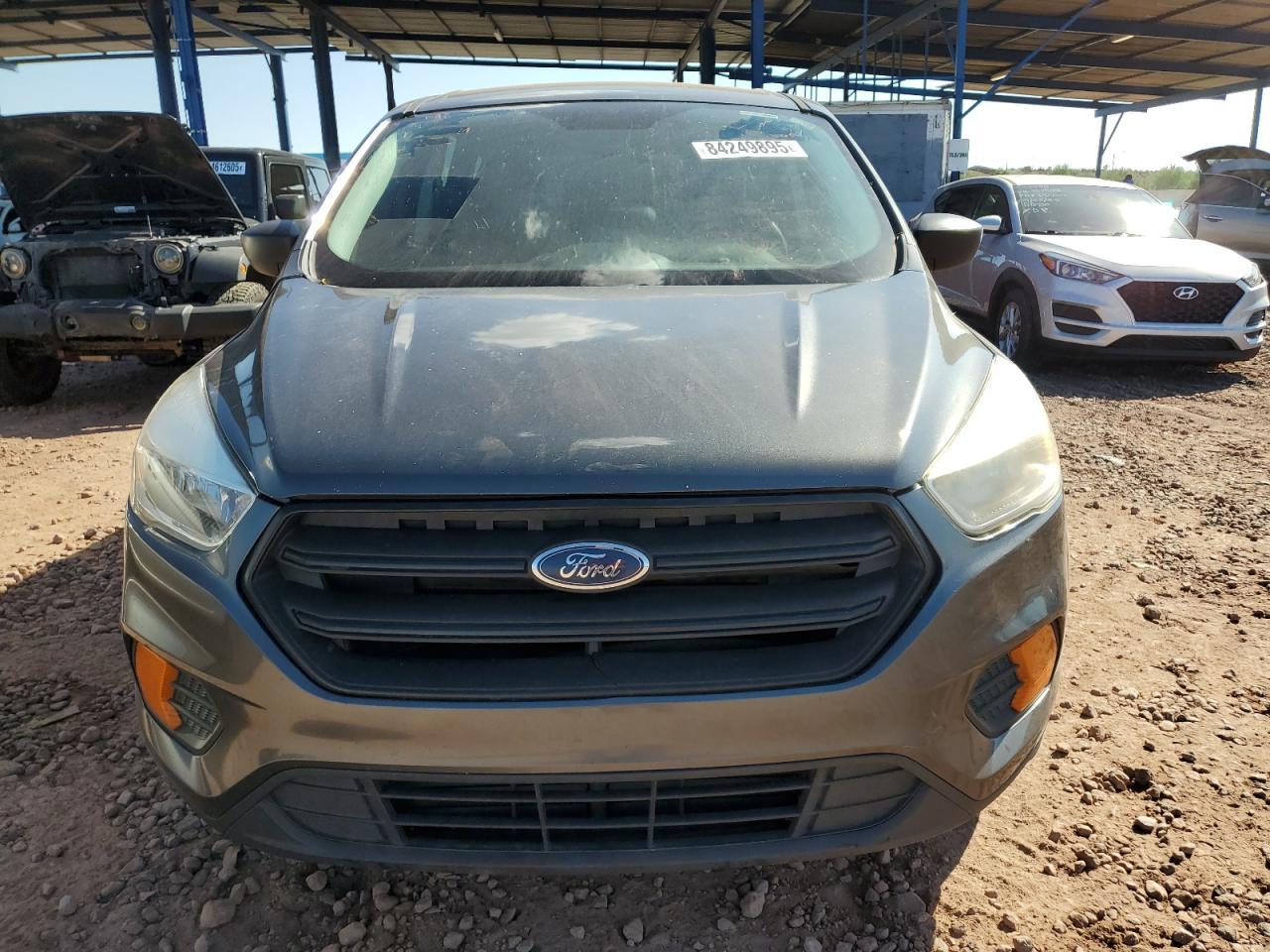 2017 Ford Escape S - Фото 5