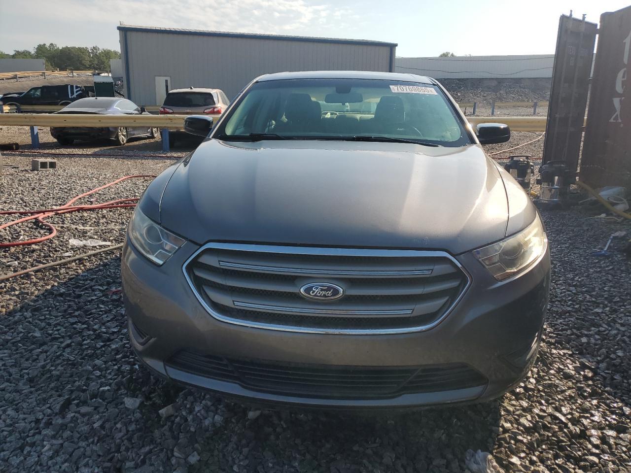 2014 Ford Taurus Se - Фото 5