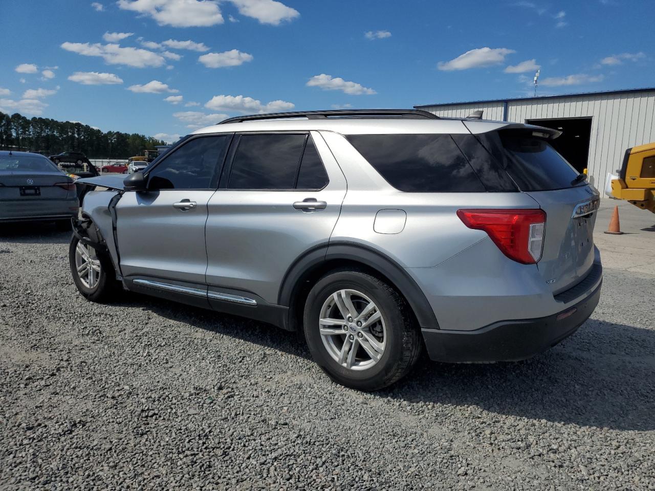 2021 Ford Explorer Xlt - Фото 2