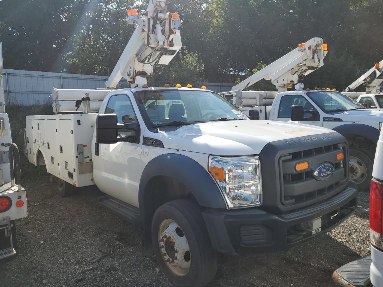 2015 Ford F450 Super Duty - Image 4