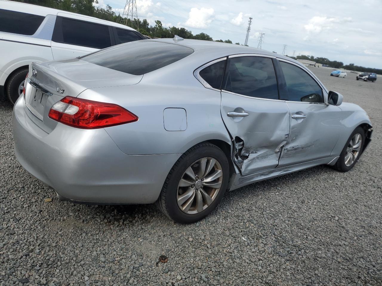 2012 Infiniti M37 - Image 3
