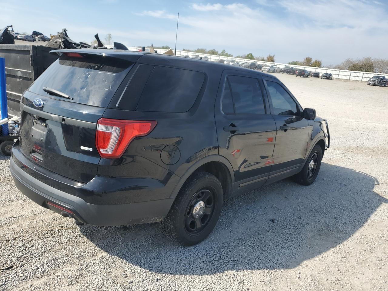 2017 Ford Explorer Police Interceptor - Фото 3
