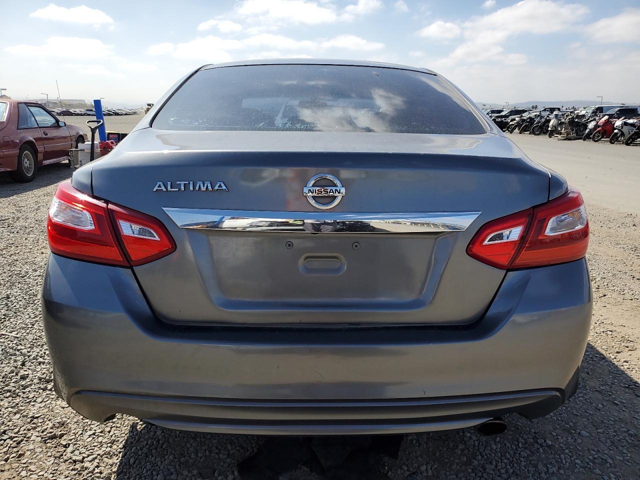 2017 Nissan Altima 2.5 - Фото 6