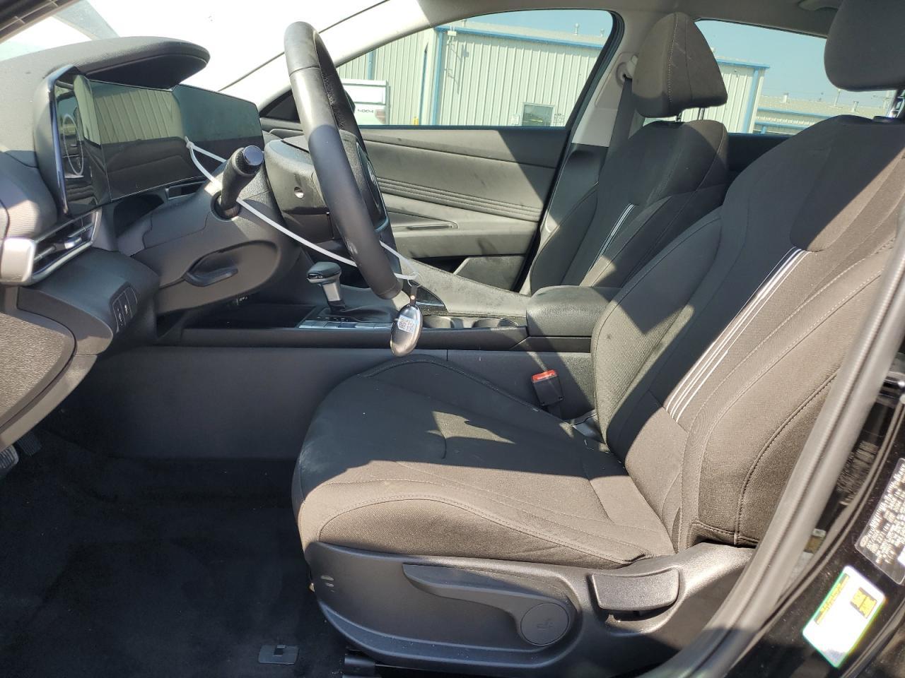 2025 Hyundai Elantra Sel - Фото 7