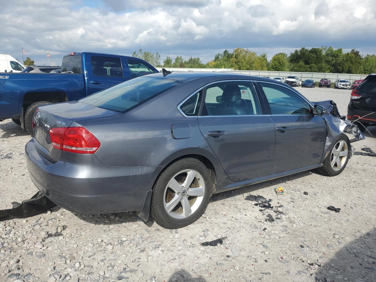 2015 Volkswagen Passat Se - Фото 3
