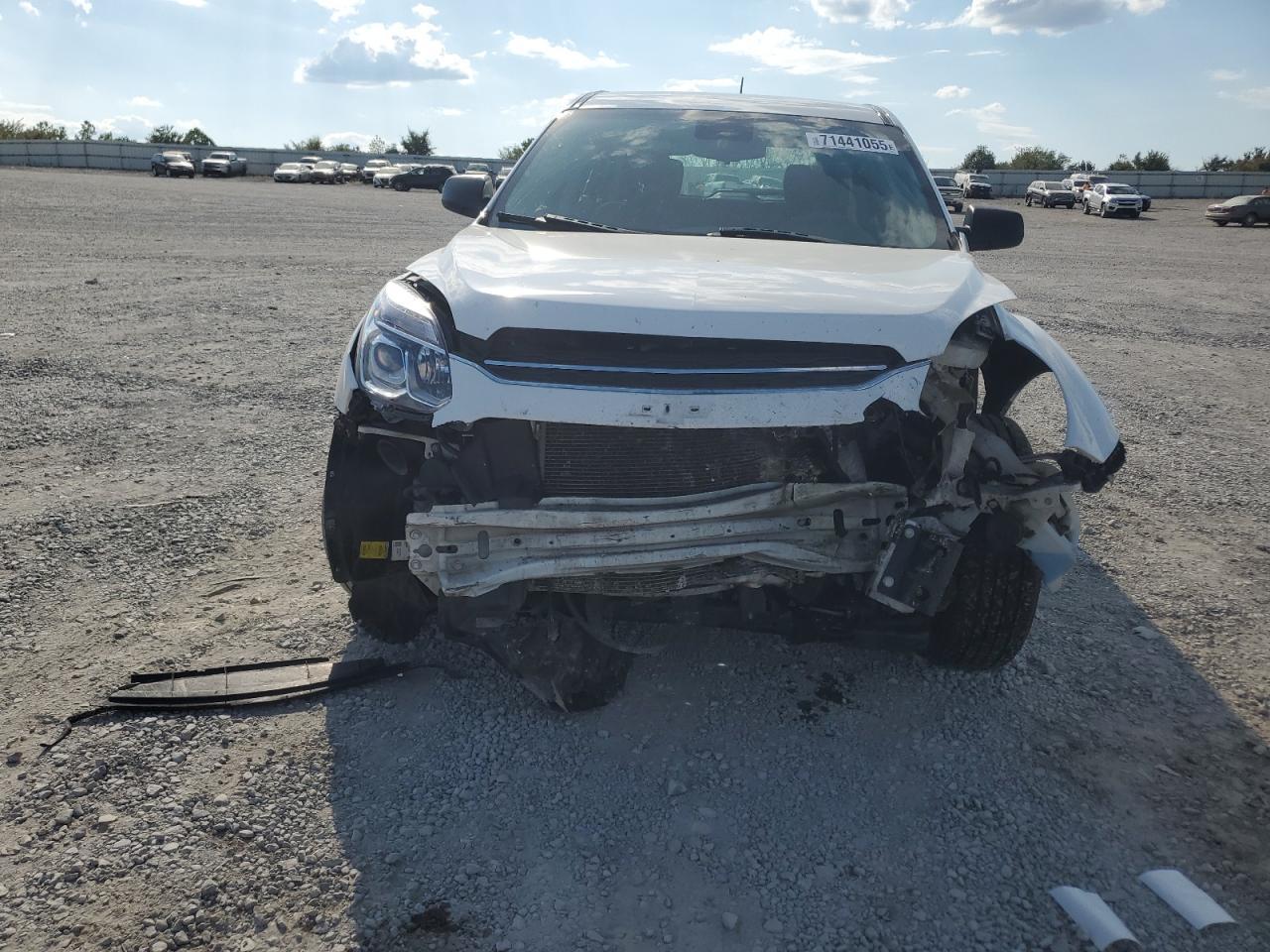 2017 Chevrolet Equinox Ls - Фото 5