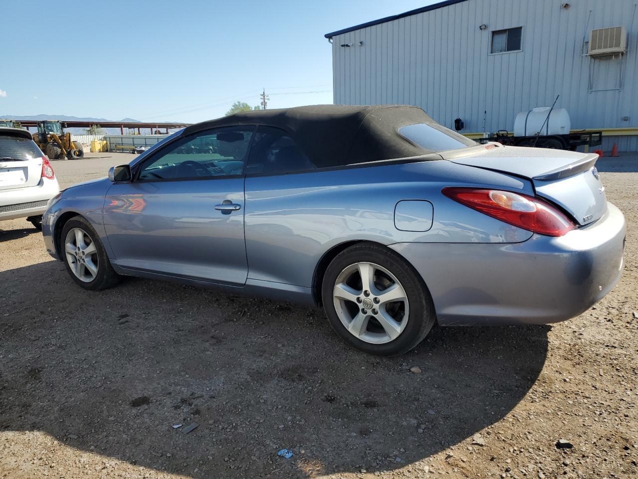 2005 Toyota Camry Solara - Фото 2