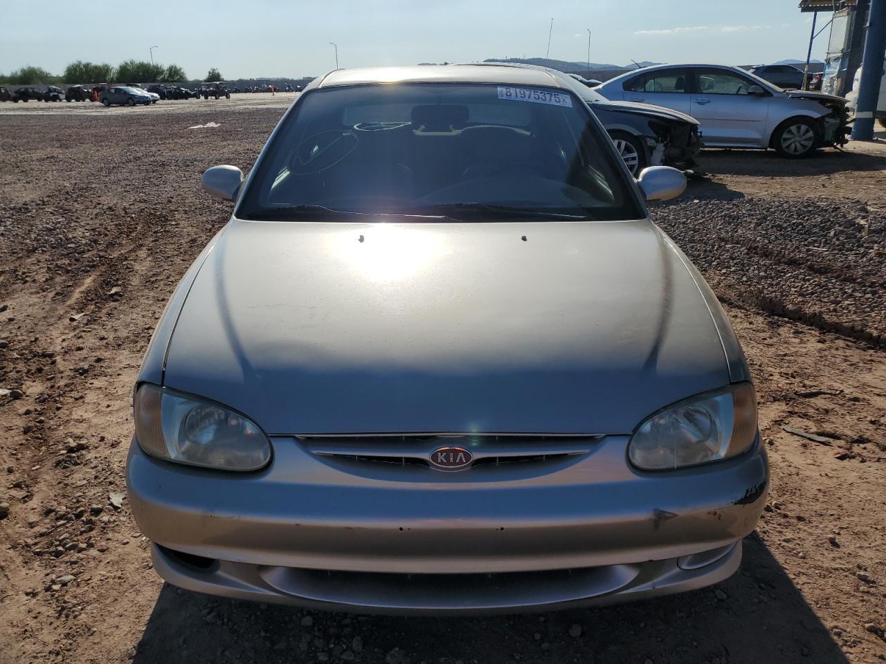 1999 Kia Sephia Base - Фото 5