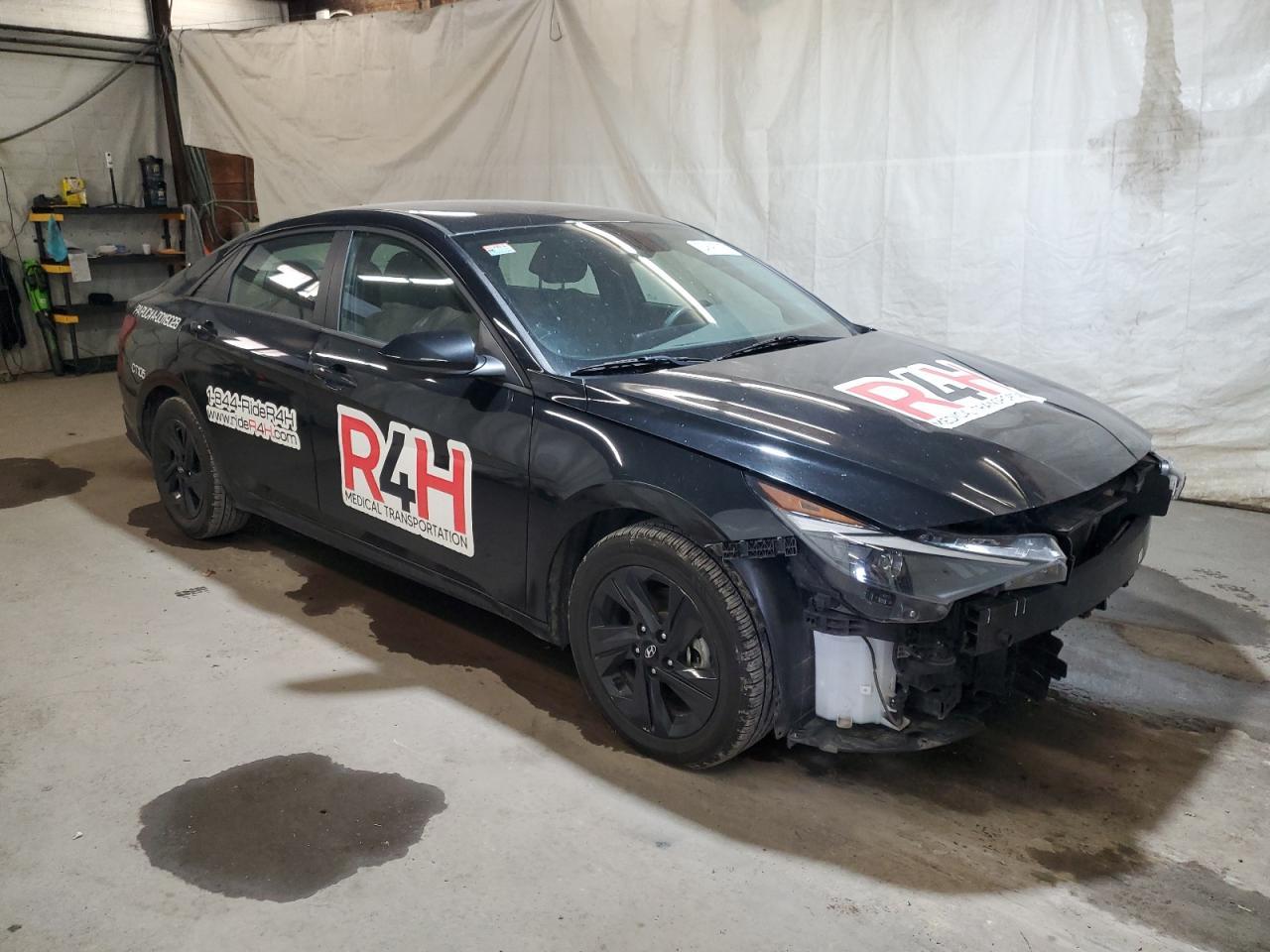 2023 Hyundai Elantra Blue - Фото 4