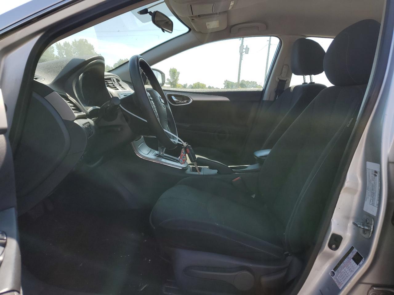 2015 Nissan Sentra S - Фото 7