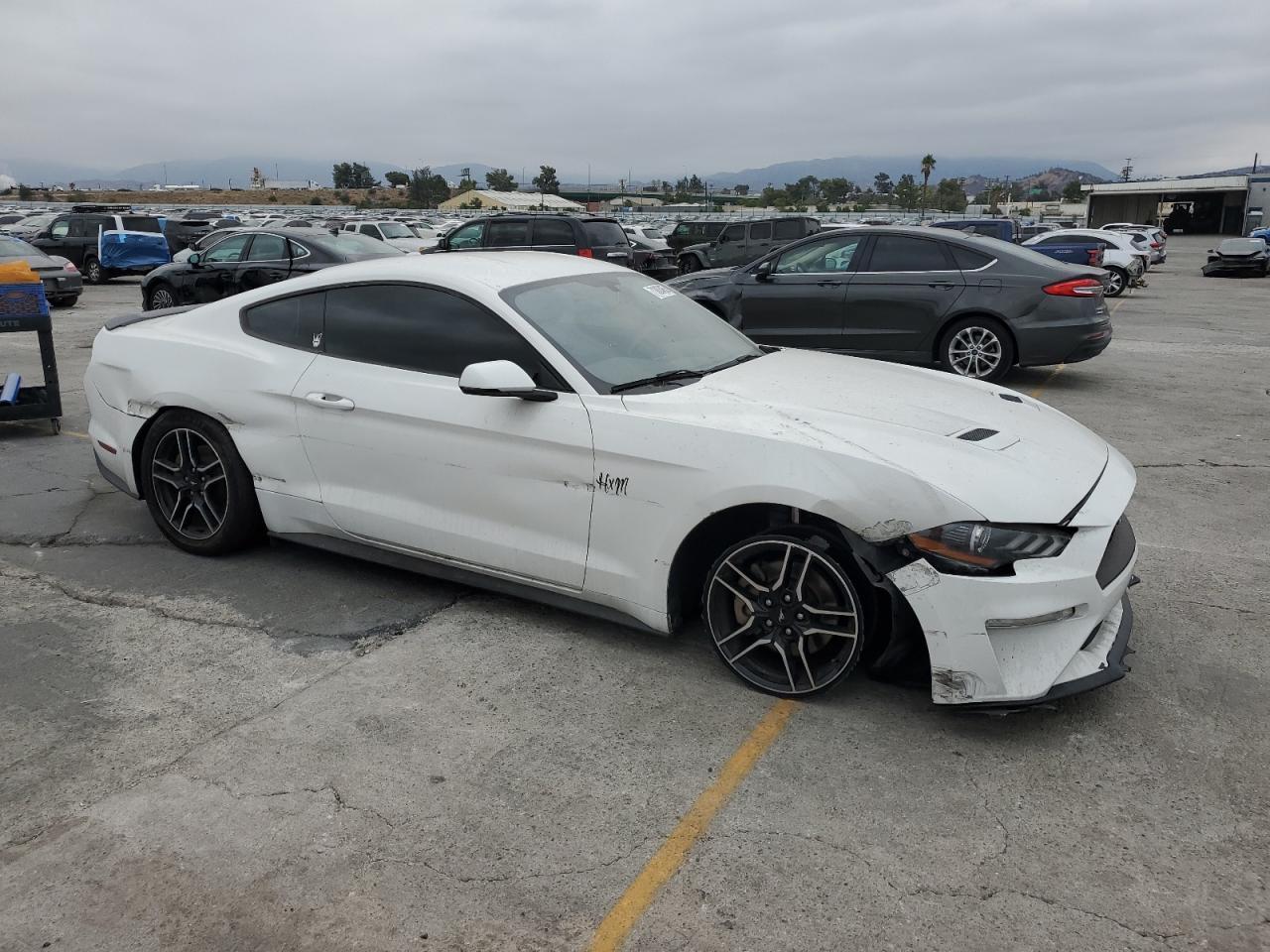 2018 Ford Mustang - Фото 4