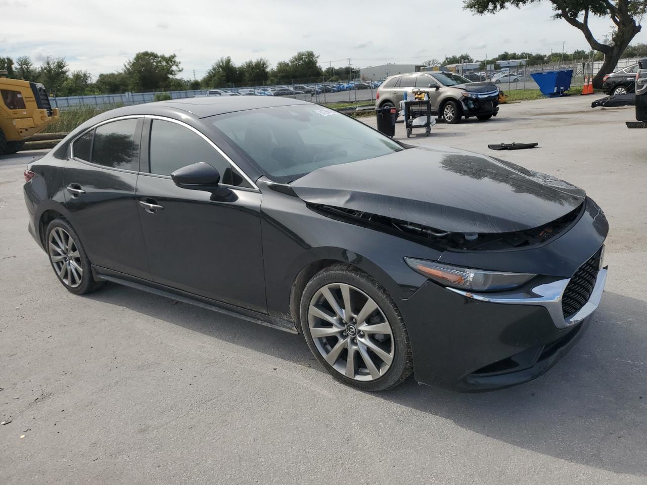 2020 Mazda 3 Premium - Фото 4