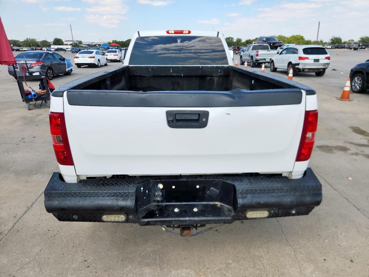 2011 GMC Sierra K3500 Sle - Image 6