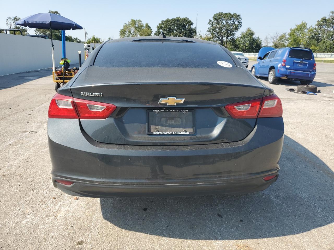 2017 Chevrolet Malibu Ls - Image 6