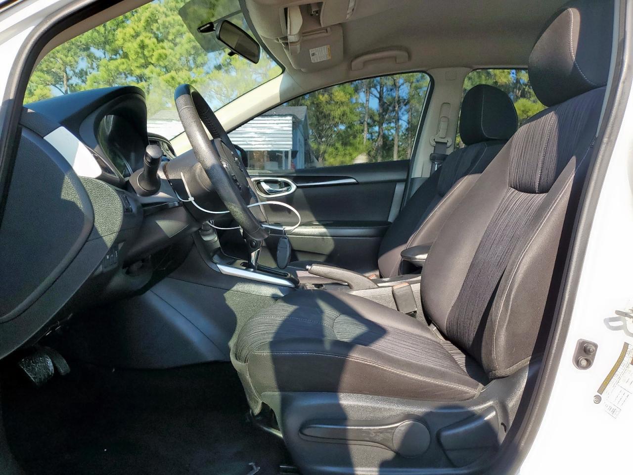 2017 Nissan Sentra S - Фото 7