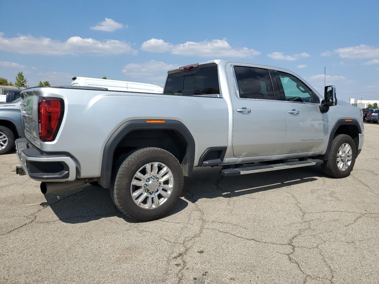 2022 GMC Sierra K2500 Denali - Фото 3