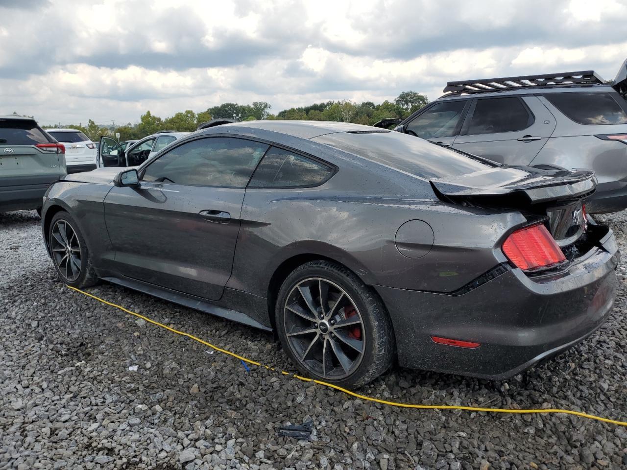2015 Ford Mustang - Фото 2
