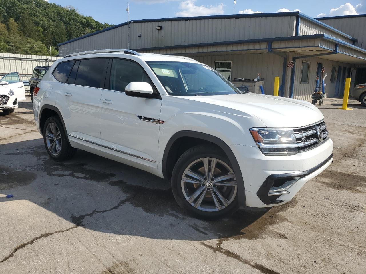 2018 Volkswagen Atlas Se - Image 4